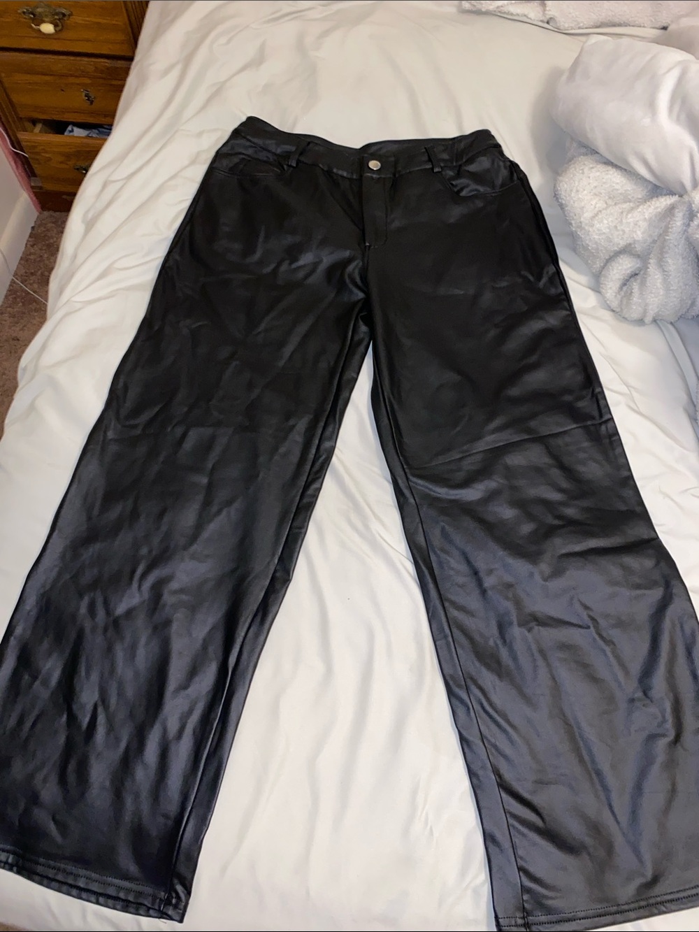 Trendy High-Waisted Black Faux Leather Wide-Leg Pants